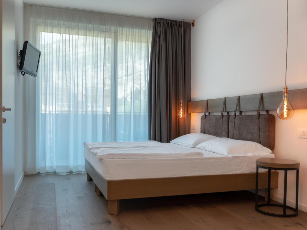 Glocal Torbole Hotel Torbole Sul Garda Ngoại thất bức ảnh