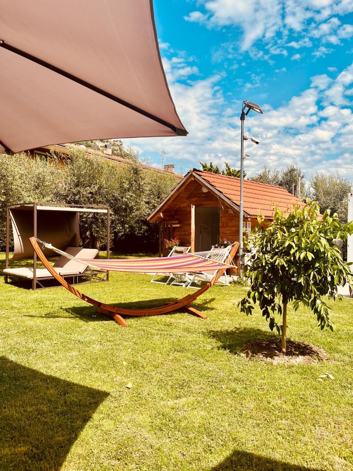Glocal Torbole Hotel Torbole Sul Garda Ngoại thất bức ảnh